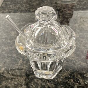 Baccarat jam dish